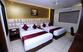 Hotel Hindustan Residency Thane